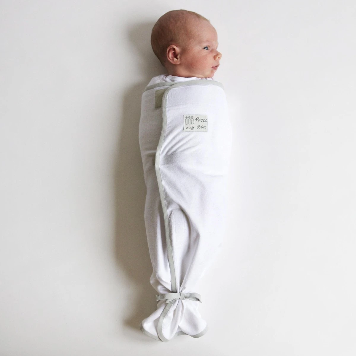 Pacco Primo Inbakerdoek - 2 Tot 4 Kg - Wit 3 Pacco Primo Inbakerdoek - 2 Tot 4 Kg - Wit