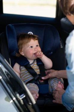 MUNDO 0-36 KG ISOFIX - 360 Graden Draaibaar Zwart 32 MUNDO 0-36 KG ISOFIX - 360 Graden Draaibaar Zwart -Babyproducten Korting Winkel 800x1200 2