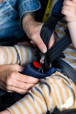 MUNDO 0-36 KG ISOFIX - 360 Graden Draaibaar Zwart 36 MUNDO 0-36 KG ISOFIX - 360 Graden Draaibaar Zwart -Babyproducten Korting Winkel 800x1200 6